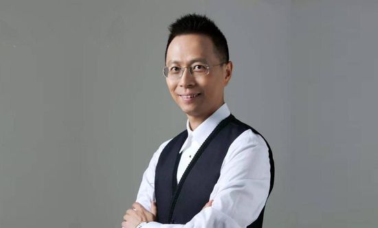 秘书打屁股撅高晾臀sp
